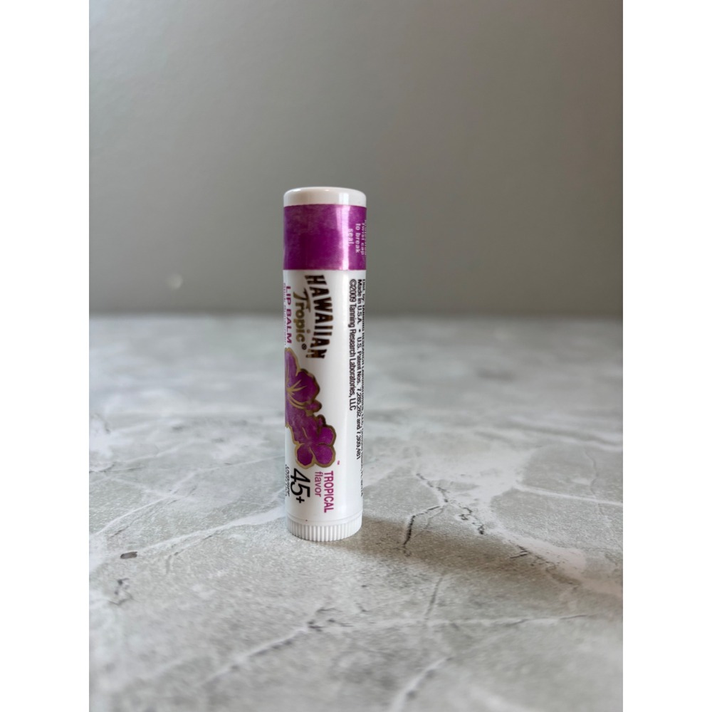 Hawaiian Tropic Tropical‎ Flavor Lip Balm SPF 45+ Stick Sunscreen 0.14oz New